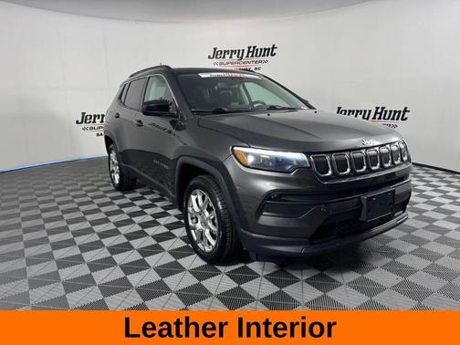 2022 Jeep Compass Latitude Lux