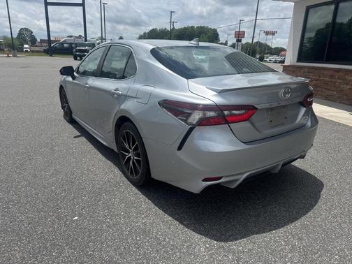 Celestial Silver Metallic 2021 Toyota Camry SE