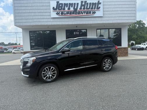 2022 GMC Terrain Denali