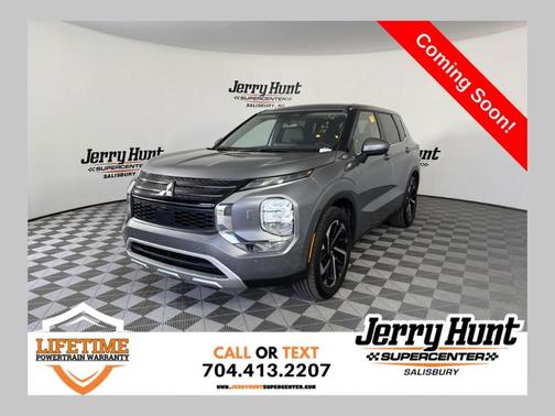 2024 Mitsubishi Outlander SE