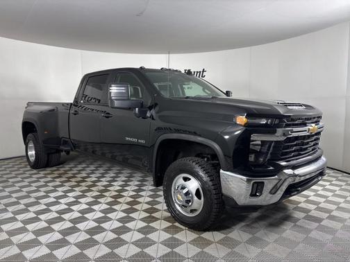 2024 Chevrolet Silverado 3500 LT
