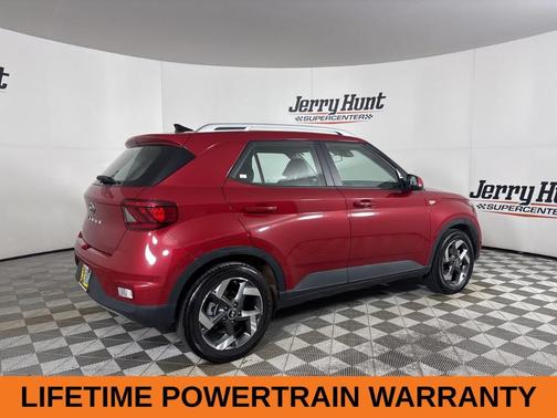 2022 Hyundai VENUE Limited