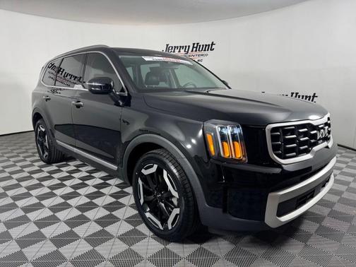 Ebony Black 2024 Kia Telluride S