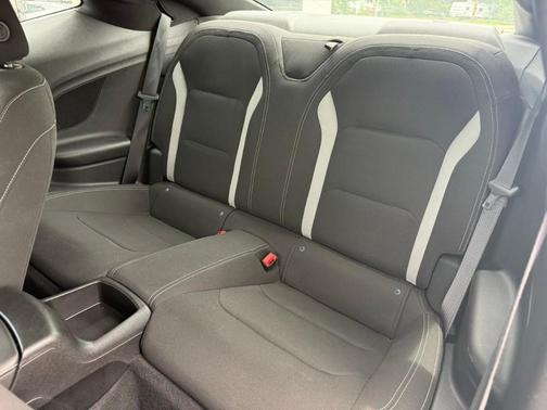 2022 Chevrolet Camaro 1LT