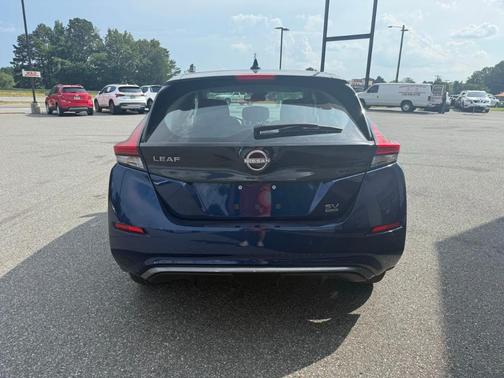 2024 Nissan Leaf SV PLUS