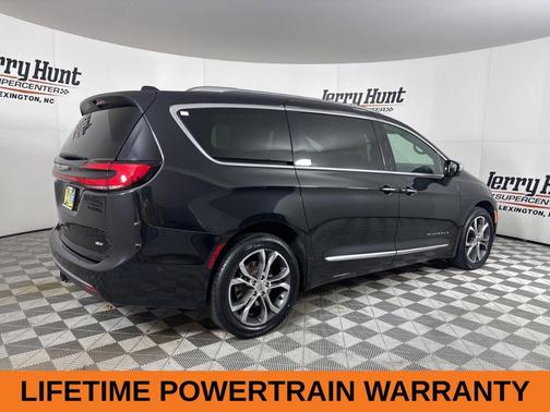 2022 Chrysler Pacifica Pinnacle