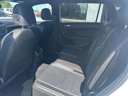 2023 Volkswagen Tiguan 2.0T SEL R-Line