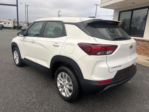 2023 Chevrolet Trailblazer LS