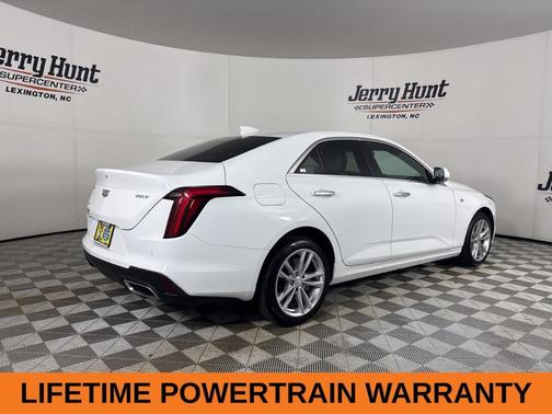 2024 Cadillac CT4 Luxury