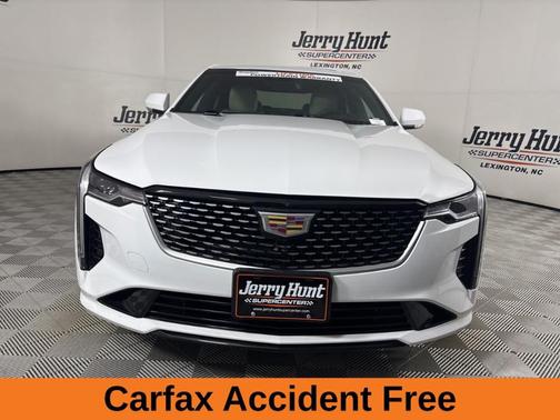 2024 Cadillac CT4 Luxury