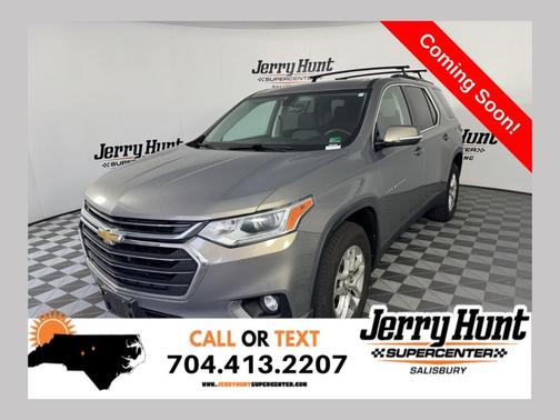 Pepperdust Metallic 2018 Chevrolet Traverse LT Cloth