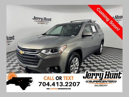 Pepperdust Metallic 2018 Chevrolet Traverse LT Cloth