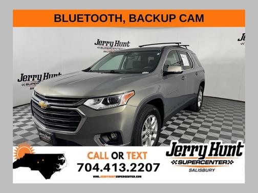 Pepperdust Metallic 2018 Chevrolet Traverse LT Cloth