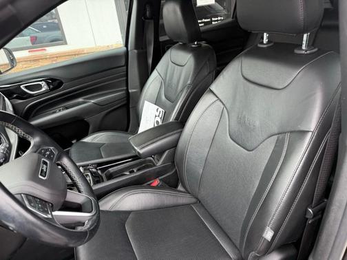 2022 Jeep Compass Altitude