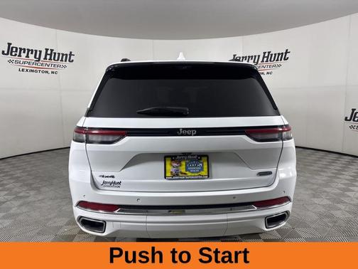 2022 Jeep Grand Cherokee Overland