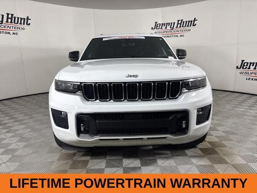 2022 Jeep Grand Cherokee Overland
