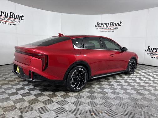 2025 Kia K4 GT-Line
