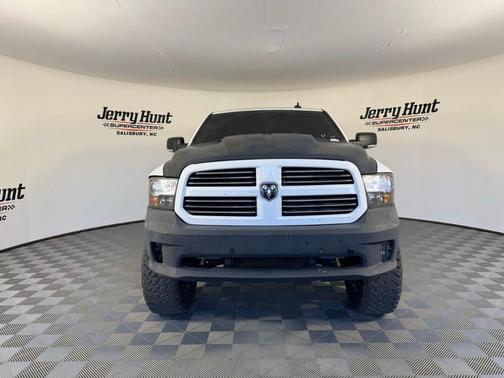 2020 RAM 1500 Classic SLT