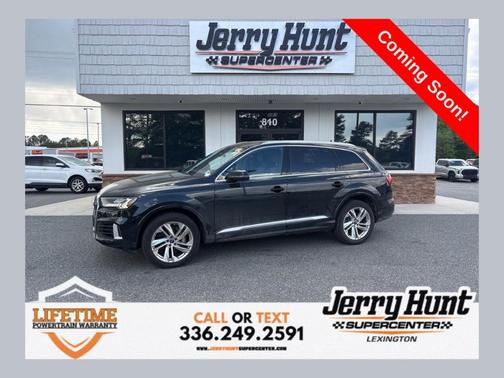 Mythos Black Metallic 2023 Audi Q7 55 Premium