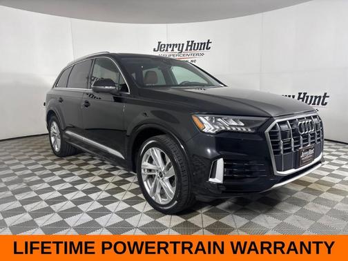Mythos Black Metallic 2023 Audi Q7 55 Premium