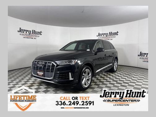 Mythos Black Metallic 2023 Audi Q7 55 Premium