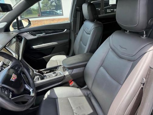 2024 Cadillac XT6 Premium Luxury AWD