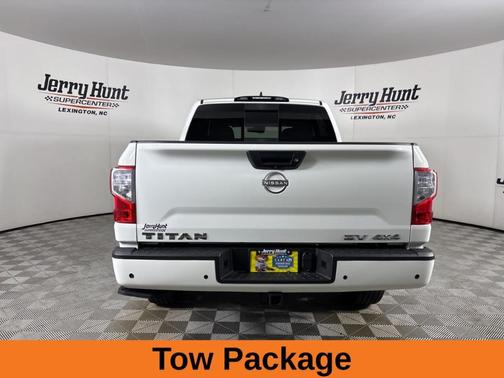 2024 Nissan Titan SV