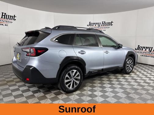 2023 Subaru Outback Premium