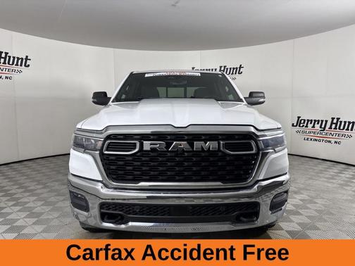 Bright White Clearcoat 2025 RAM 1500 Big Horn/Lone Star