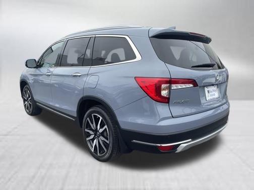 2022 Honda Pilot Touring 7-Passenger
