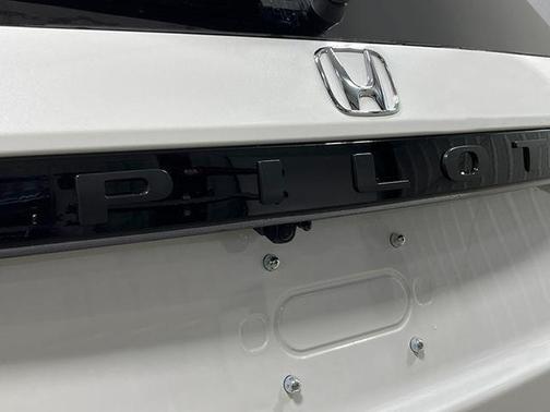 2025 Honda Pilot EX-L+