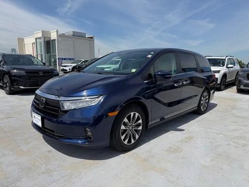 Obsidian Blue Pearl 2024 Honda Odyssey