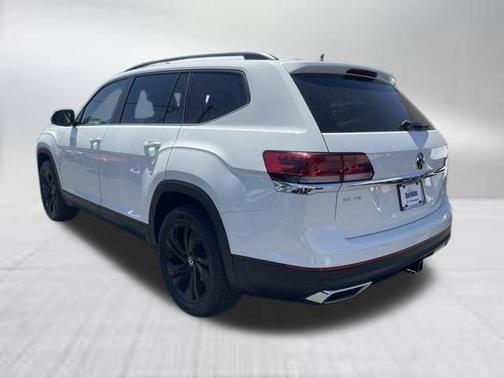 2022 Volkswagen Atlas 3.6L SE w/Technology