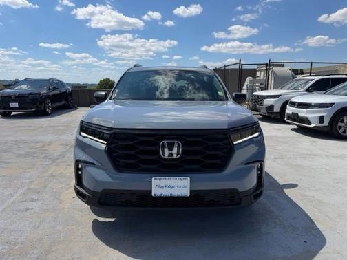 Sonic Gray Pearl 2025 Honda Pilot