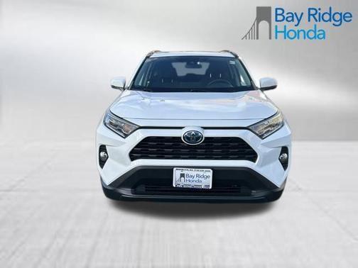 2020 Toyota RAV4 Hybrid XLE