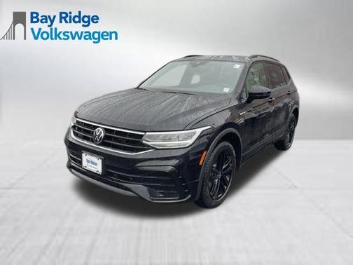 2022 Volkswagen Tiguan 2.0T SE R-Line Black