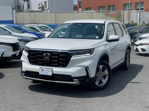 Platinum White Pearl 2024 Honda Pilot