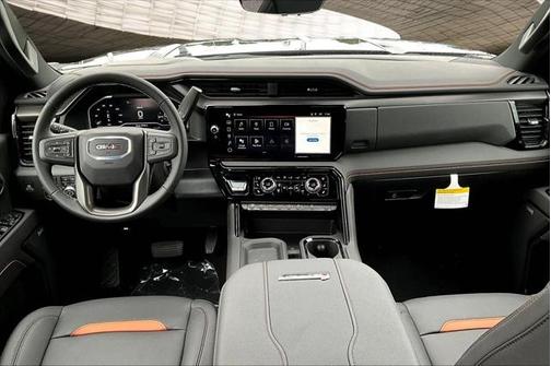 2025 GMC Sierra 2500 AT4