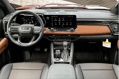 2025 GMC Canyon Base