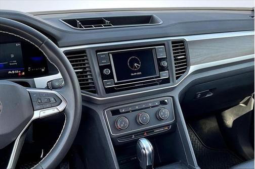 2022 Volkswagen Atlas 2.0T SE