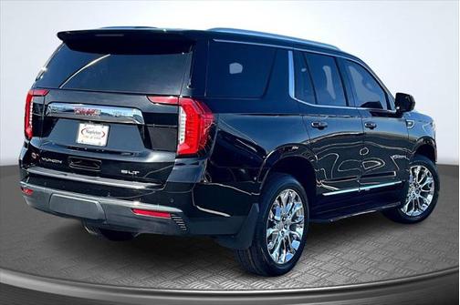 2023 GMC Yukon SLT