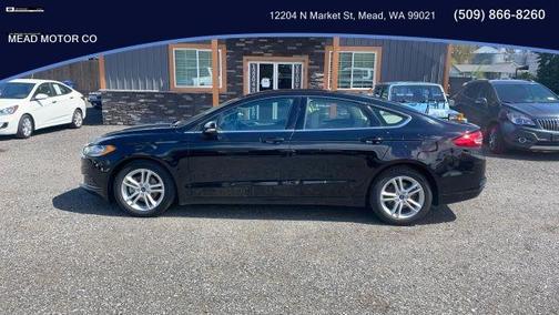 Black 2018 Ford Fusion SE