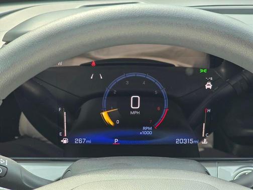 Summit White 2025 Chevrolet Trax LT