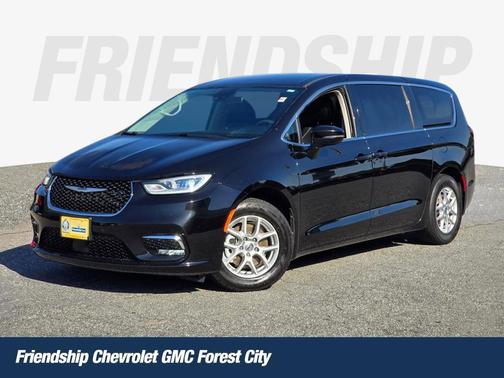 Diamond Black 2024 Chrysler Pacifica Touring-L