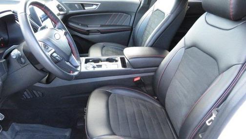 2022 Ford Edge ST Line