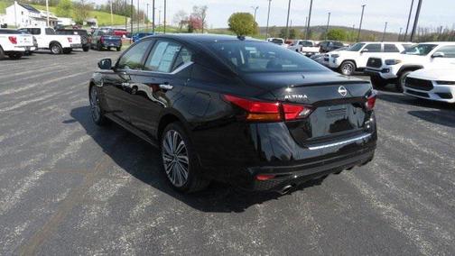 2023 Nissan Altima 2.5 SL