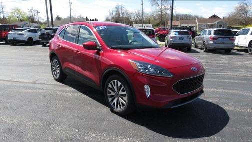 2022 Ford Escape Titanium
