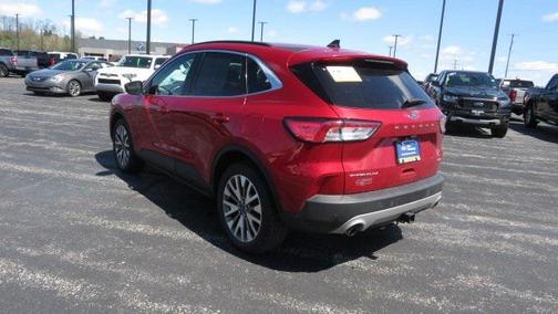 2022 Ford Escape Titanium