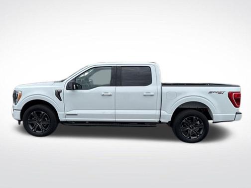 Oxford White 2023 Ford F-150 XLT