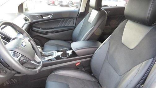2016 Ford Edge Sport